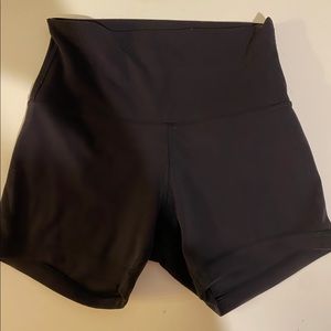 Black 4” Lululemon Align Shorts